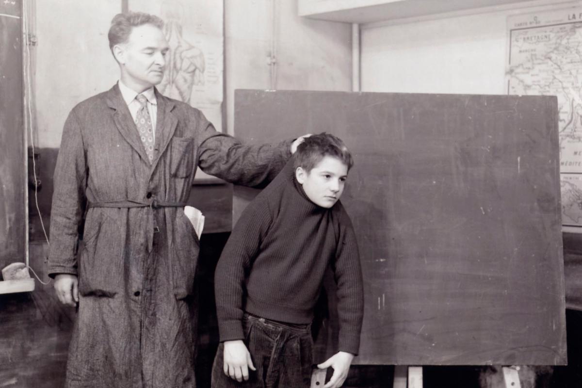 « Les Quatre Cents Coups », comme la version enfantine et parisienne de « la Fureur de vivre »