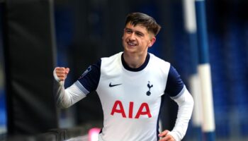 Tottenham boss Ange Postecoglou plays down Mikey Moore comparisons with Neymar