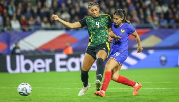 Foot : les Bleues déroulent face à la Jamaïque pour la première sur le banc de Laurent Bonadei