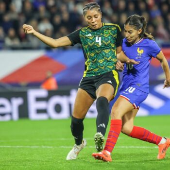 Foot : les Bleues déroulent face à la Jamaïque pour la première sur le banc de Laurent Bonadei