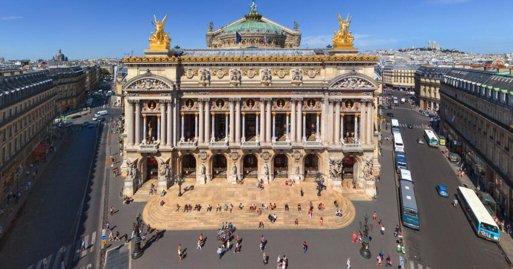 Opéra national de Paris : la Cour des comptes alerte sur l’urgence de rénover Bastille et Garnier