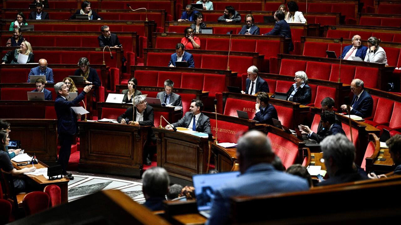 Budget 2025 : dernières heures pour examiner plus de 1 900 amendements à l'Assemblée