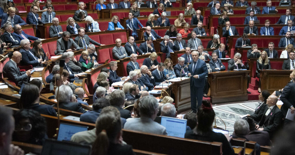 «Dictature du prolétariat», «hystérie fiscale»… comment un amendement NFP sur la taxation des grandes entreprises a fait disjoncter la macronie, la droite et le RN