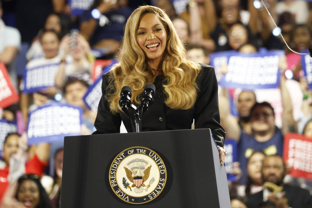 « Je suis ici en tant que mère » : Beyoncé aux côtés de Kamala Harris au Texas pour défendre le droit à l’IVG