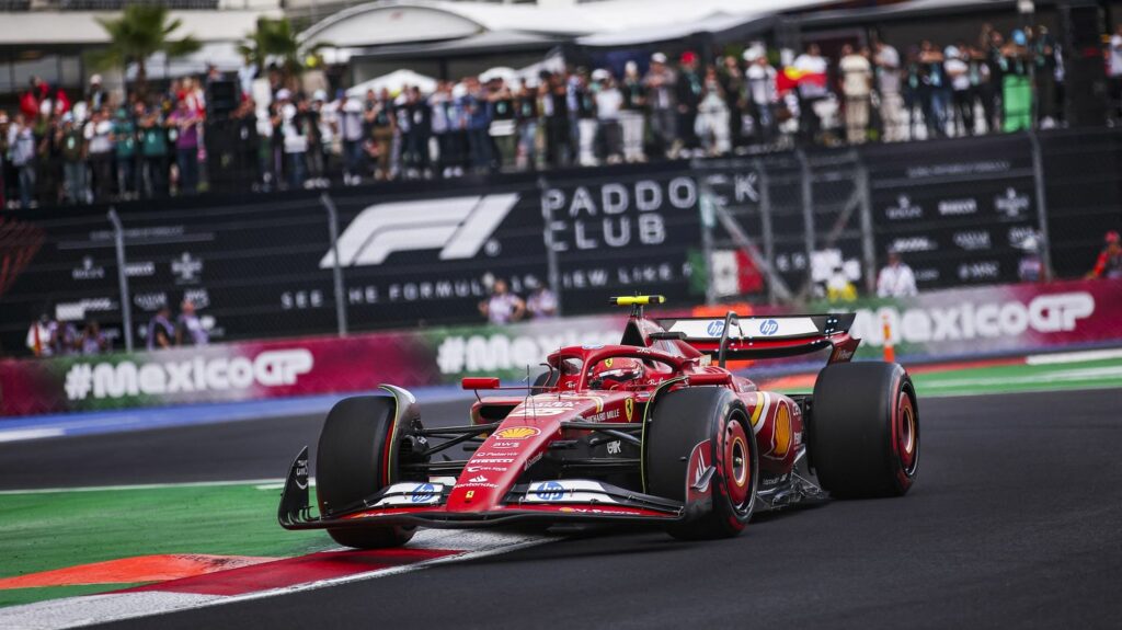 F1 : Carlos Sainz signe la pole position du Grand Prix du Mexique