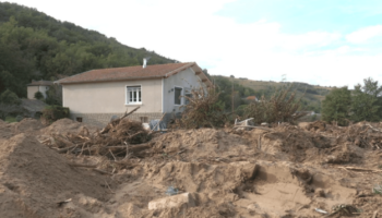 Intempéries : après les inondations, un village ardéchois est enseveli sous le sable