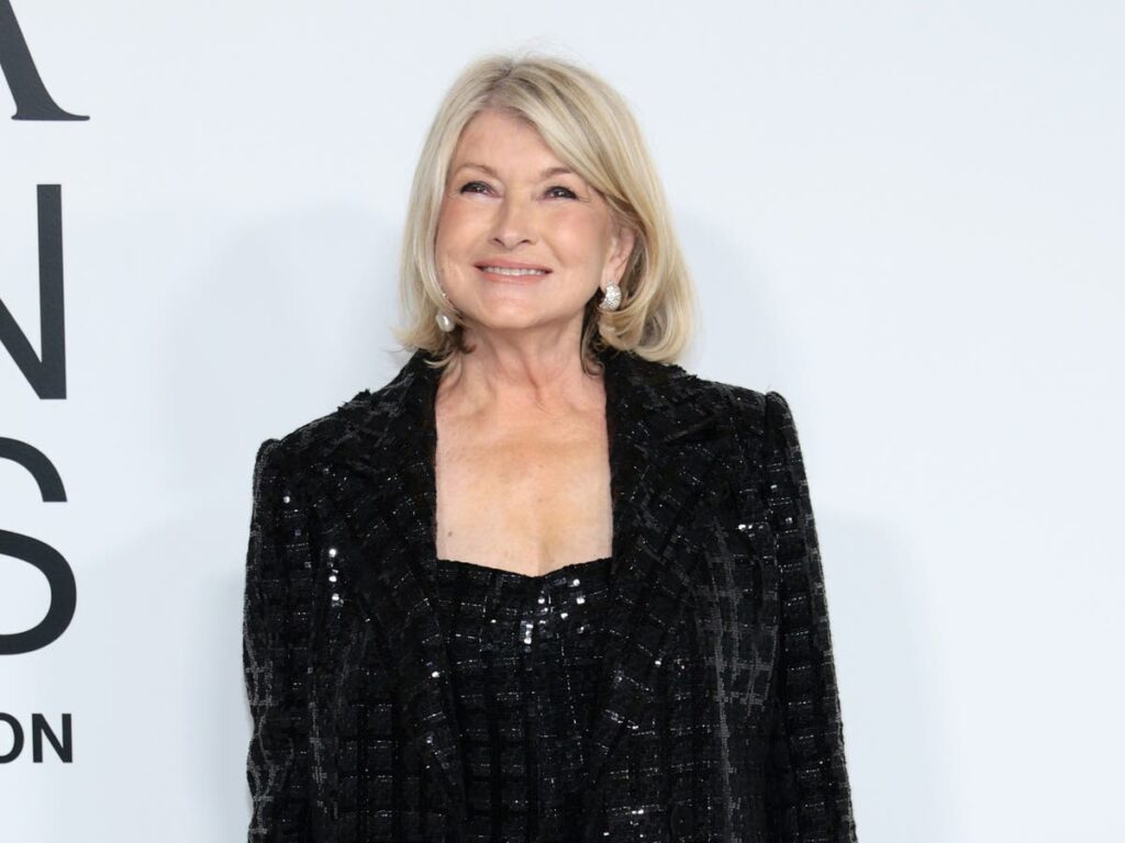 Martha Stewart reveals she kissed a stranger on her honeymoon after announcing affair