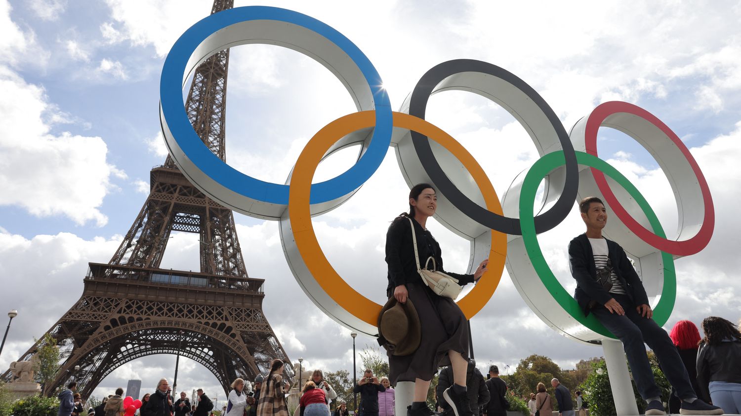 Paris : une hausse d'environ 10% des touristes pour la Toussaint, résultat d'un "effet JO" d'après la mairie