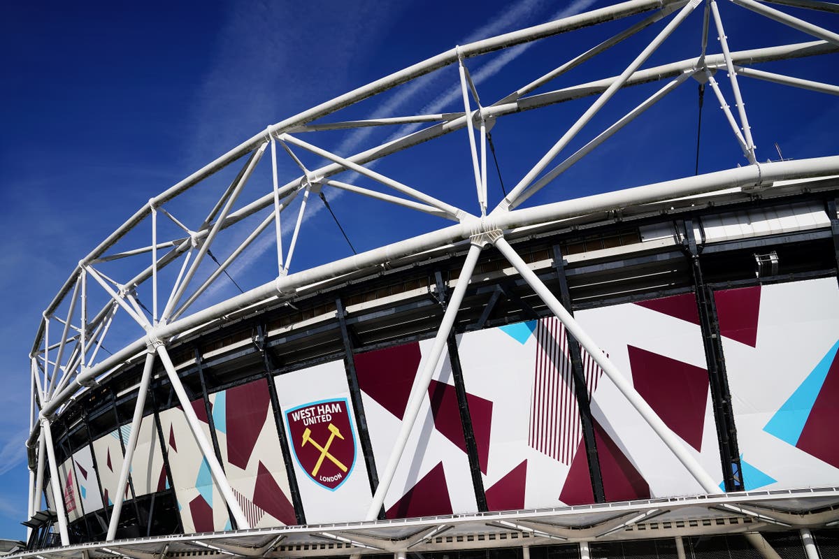 West Ham vs Manchester United LIVE: Premier League team news, line-ups and more