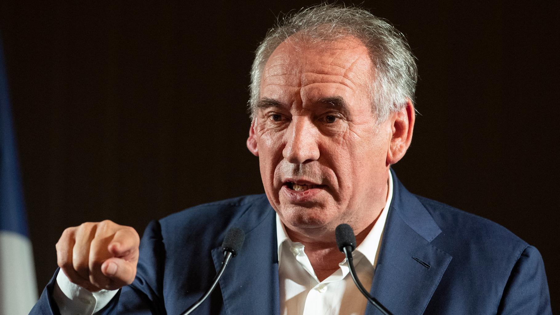 Sur le budget, Bayrou n’a pas de mot assez dur pour critiquer l’attitude des députés de son camp absents