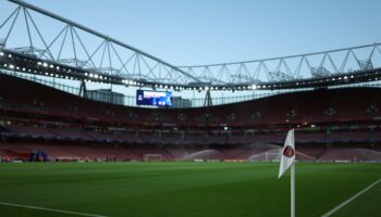 Arsenal vs Liverpool LIVE: Premier League score and updates as Bukayo Saka nets opening goal on return