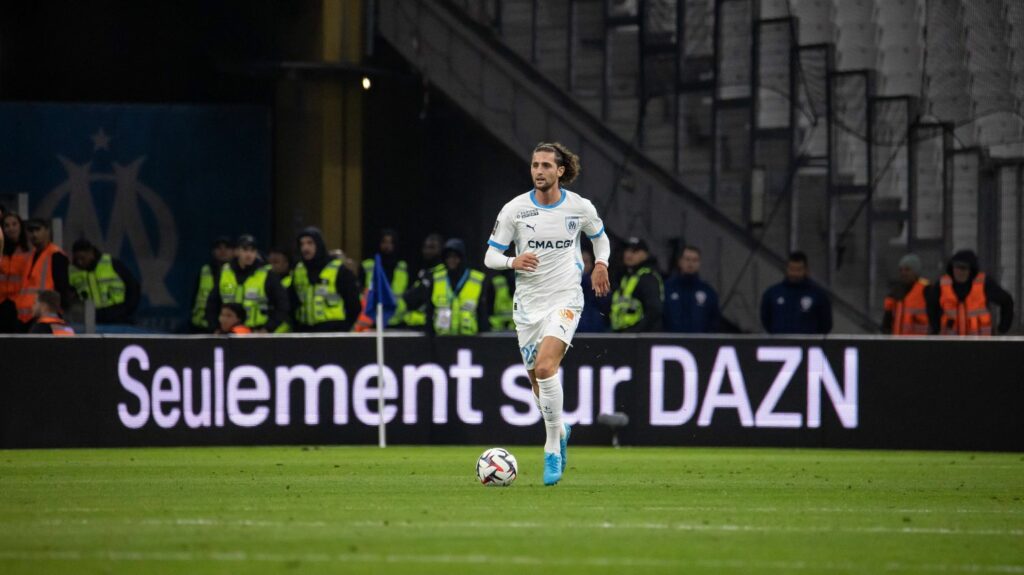 DIRECT. OM-PSG : les Parisiens vont-ils résister à la pression marseillaise ? Suivez le choc de la 9e journée de Ligue 1 à partir de 20h45