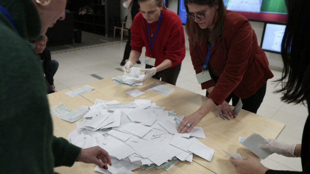 Législatives en Lituanie : le parti social-démocrate s'impose face aux conservateurs au pouvoir