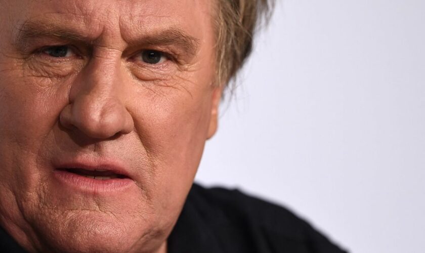 Procès de Gérard Depardieu : l'acteur ne sera pas présent à l'audience, annonce son avocat sur franceinfo