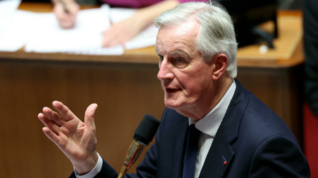 Michel Barnier a été opéré d’une « lésion cervicale », annonce Matignon