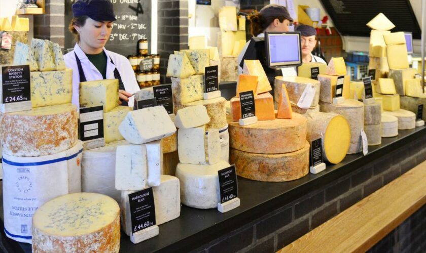 “Razzia sur le fromage” : qui a volé 22 tonnes de cheddar à Londres ?