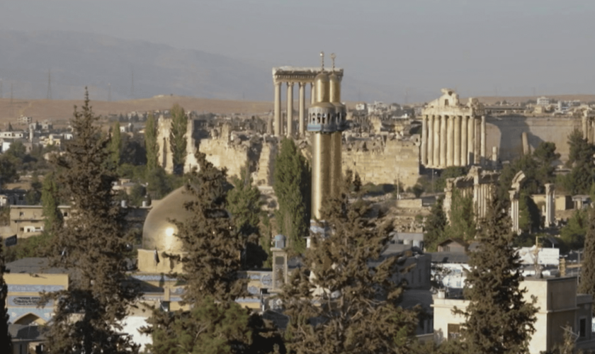 Guerre au Proche-Orient : au cœur de la ville libanaise de Baalbek, berceau du Hezbollah