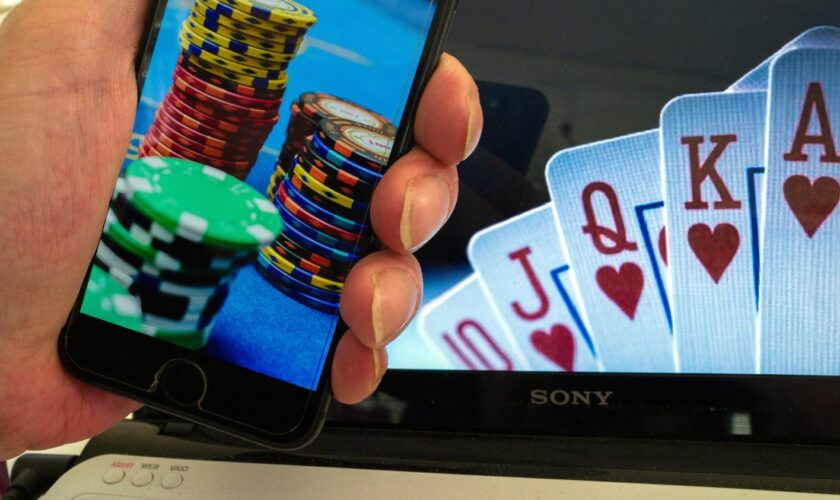 Le gouvernement lance une consultation sur la légalisation des casinos en ligne