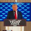 Verfolgen Sie die hier Trumps Rede in Palm Beach im Livestream