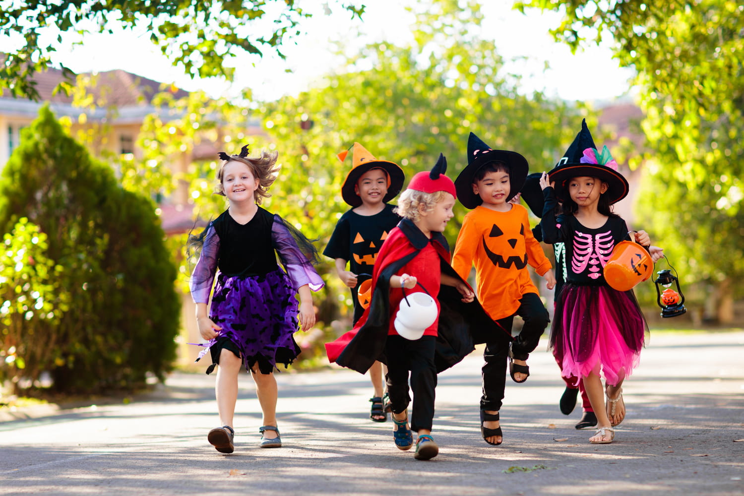 Les parents l'ignorent, de très nombreux déguisements d'Halloween achetés en ligne sont dangereux