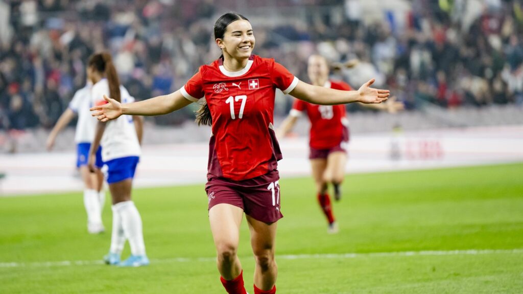 Football : les Bleues s'inclinent pour la première fois depuis 22 ans face à la Suisse