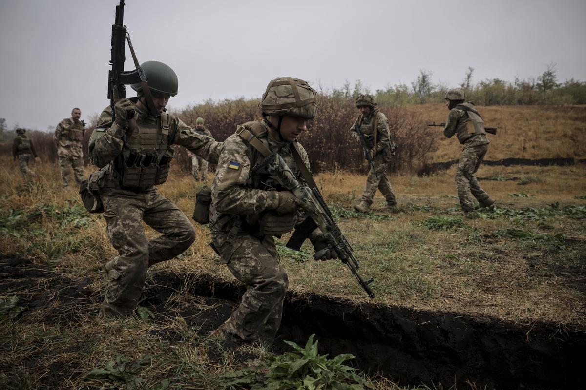 Guerre en Ukraine : 160 000 personnes vont être mobilisées pour regarnir l’armée