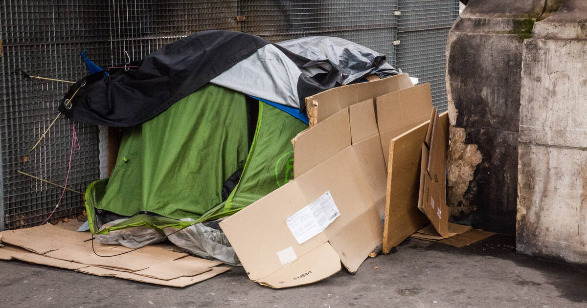 Plus de 800 personnes sans domicile fixe sont mortes dans la rue en France l’année dernière