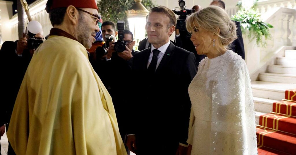 Macron applaudi au Parlement marocain : “La France a presque tout repris” à l’Espagne