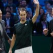 VIDEO. Masters 1000 de Paris-Bercy : le résumé de la défaite de Richard Gasquet, honoré pour son dernier match dans la salle parisienne