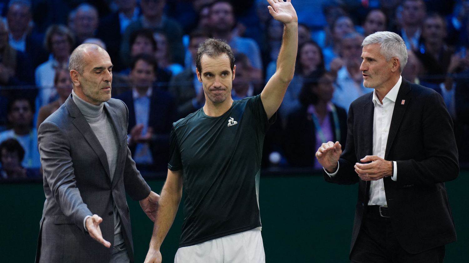 VIDEO. Masters 1000 de Paris-Bercy : le résumé de la défaite de Richard Gasquet, honoré pour son dernier match dans la salle parisienne