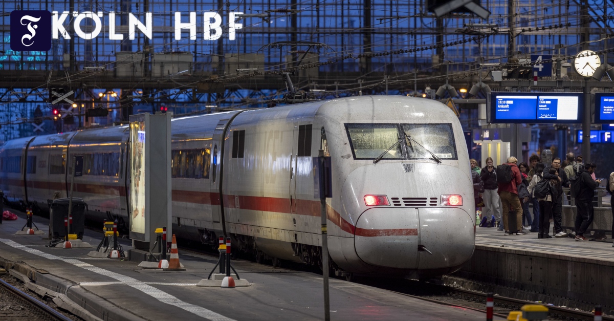 Mann am Kölner Hauptbahnhof von Zug überrollt und getötet