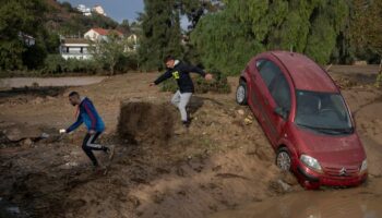 Une rue inondée à Alora, près de Malaga dans le sud de l'Espagne, le 29 octobre 2024