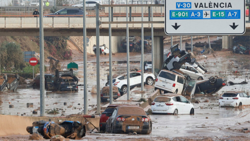 Inondations en Espagne : comment expliquer un bilan humain si élevé ?