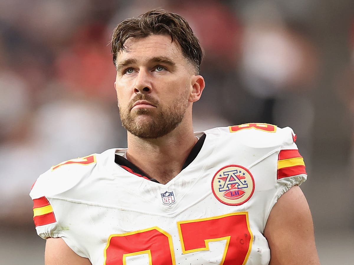 Travis Kelce brags about never having a dry spell in the bedroom after fan asks for advice