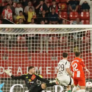 3-1: El Albacete perdona al Almería en la primera parte y lo paga caro en la segunda