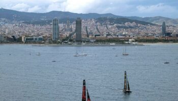 A Barcelone, la Coupe de l’America, succès, « excuse » pour rénover les ports, ou arnaque ?