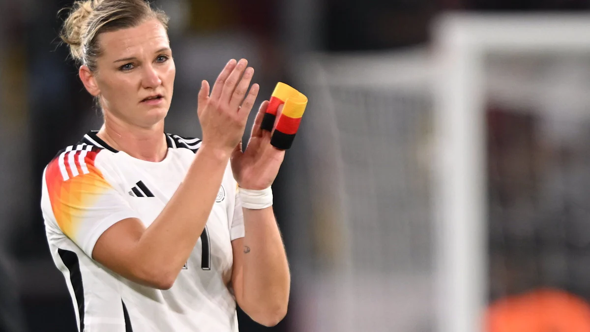 Abschied von DFB-Kapitänin Alexandra Popp: „Schade, schon vorbei“