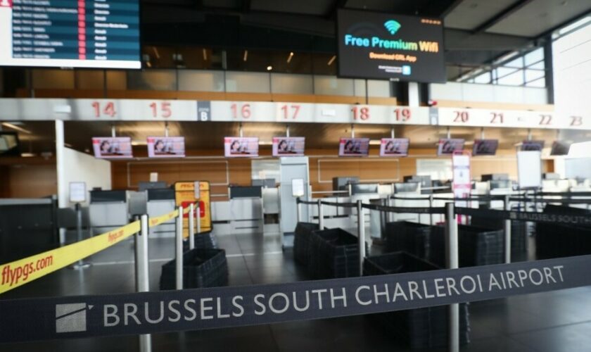 Aéroport de Charleroi: Tous les départs sont annulés ce mardi