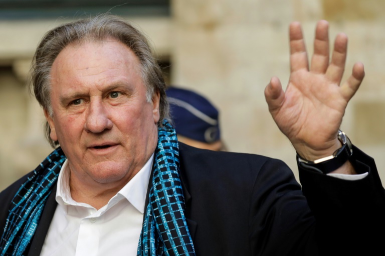 Agressions sexuelles: Le procès de Gérard Depardieu renvoyé à mars 2025