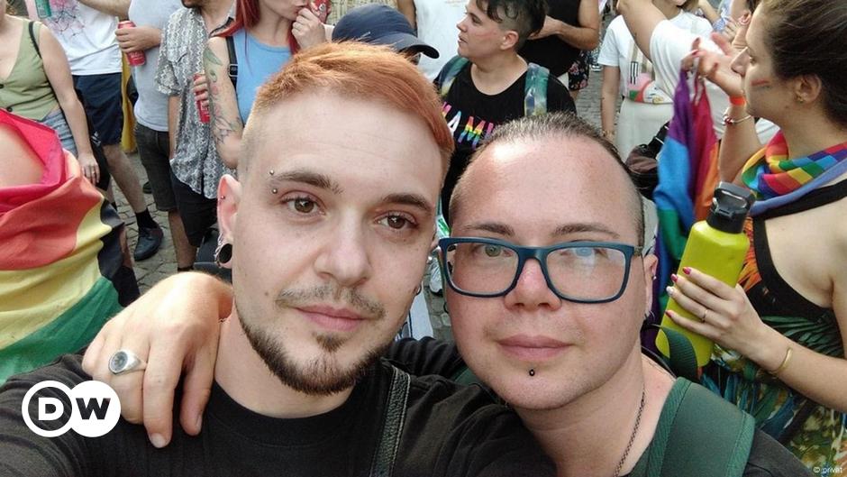 Alex und Andrej: ein LGBTQ-Paar sucht Schutz in Bulgarien