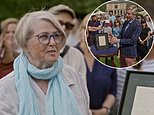 Antiques Roadshow crowd gasp as woman learns truth behind 'tiny but very precious' note from national treasure gifted to her by husband