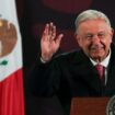 Après six années à la tête du Mexique, Andrés Manuel Lopez Obrador quitte le pouvoir, toujours aussi populaire