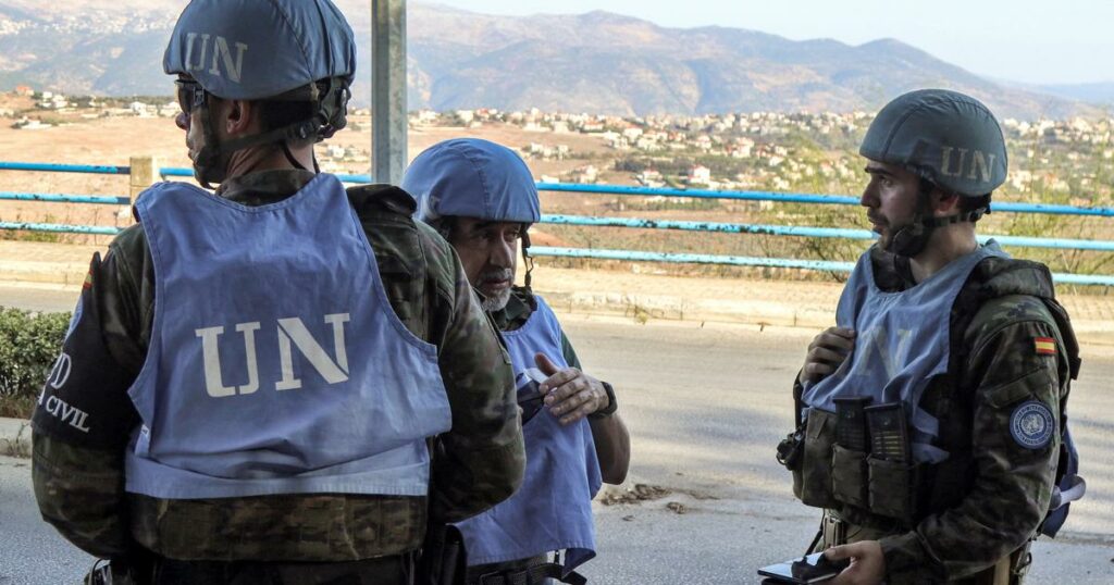 Au Liban, les Casques bleus accusent Israël d’être «entré de force» dans une de ses positions, Israël minimise