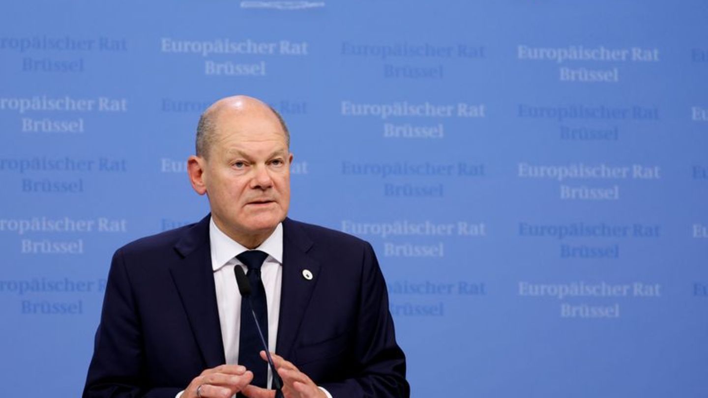 Bundeskanzler Scholz (SPD) fordert eine beschleunigte Umsetzung der Reform. Foto: Geert Vanden Wijngaert/AP/dpa