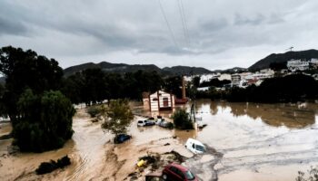 Autour de Valence, près de cent morts dans les « inondations du siècle » : « L’eau est arrivée d’un coup, comme un tsunami »