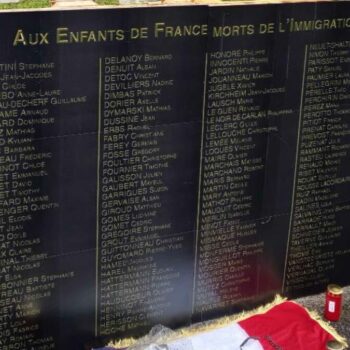 « Aux enfants de France morts de l’immigration » : plainte déposée après une cérémonie de l’Action française dans une nécropole