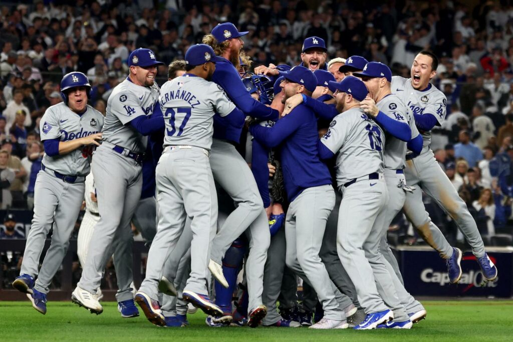 Base-ball : les Dodgers de Los Angeles s’offrent un huitième titre en dominant les Yankees de New York