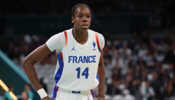 Basket : Dominique Malonga devient la première française de l’histoire à réussir un dunk dans un match officiel