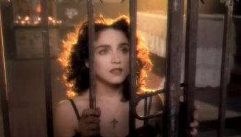 Björk, Madonna, Mylène Farmer… : voici 8 clips qui ont fait polémique