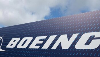 Boeing reducirá un 10% su plantilla y eliminará unos 17.000 puestos